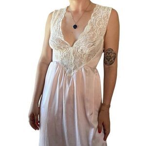 Vintage 1980s Pale Pink Ballerina Lace Maxi Sexy Nightgown Slip Dress Sz M